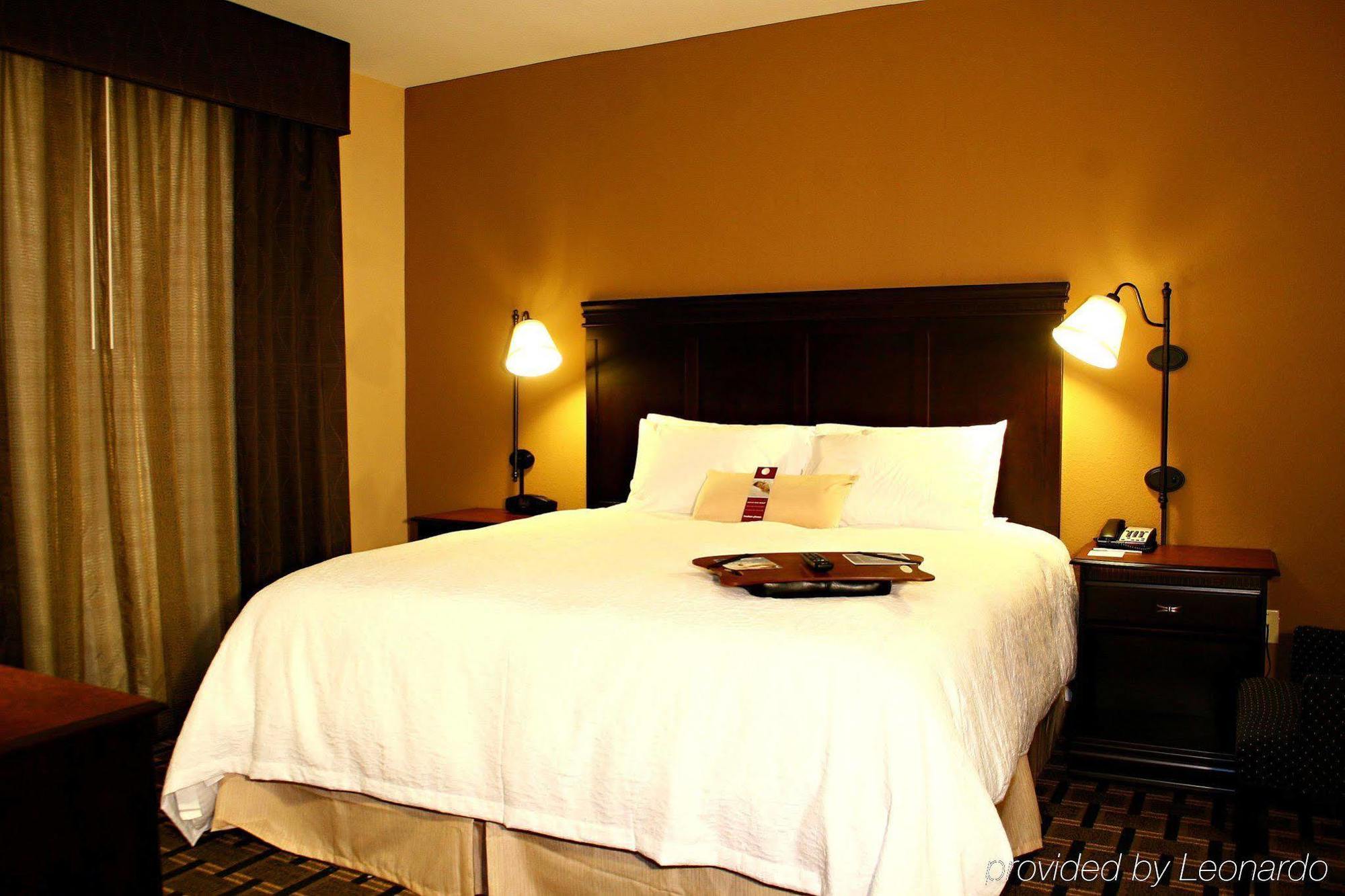 Hampton Inn & Suites Palestine Quarto foto