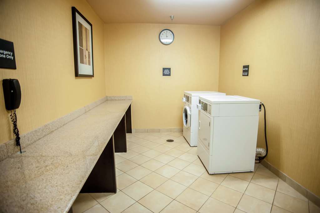 Hampton Inn & Suites Palestine Facilidades foto